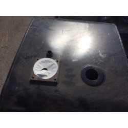 RESERVOIR A HUILE EN ACIER NU